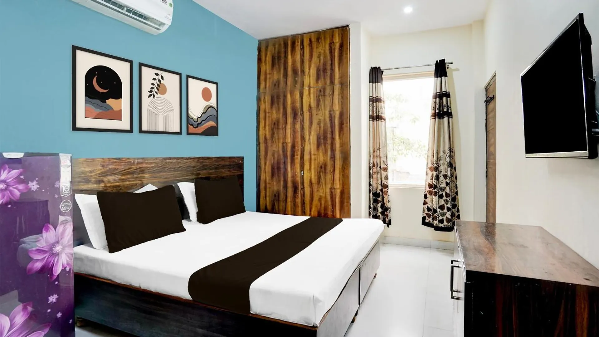 Hotel O Arpit Residency Gurgaon